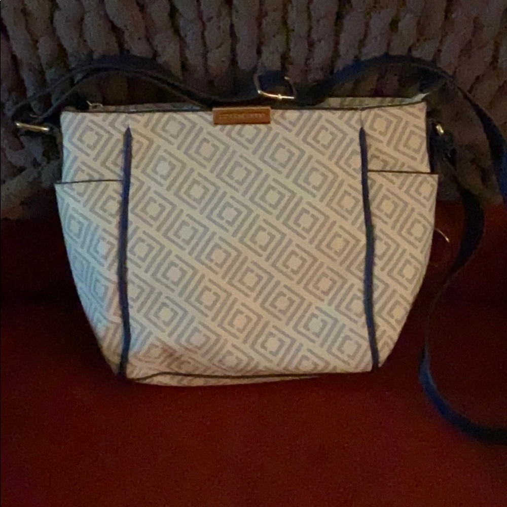 Liz Claiborne crossbody purse
